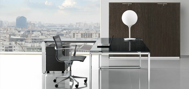 Loopy executive desk