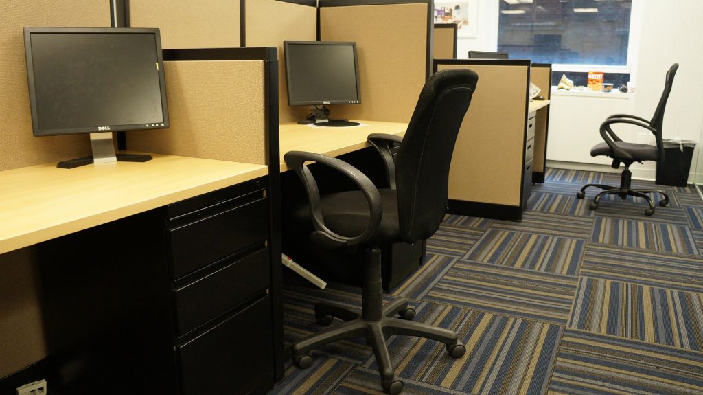6 Benefits of buying Used Office Furniture
