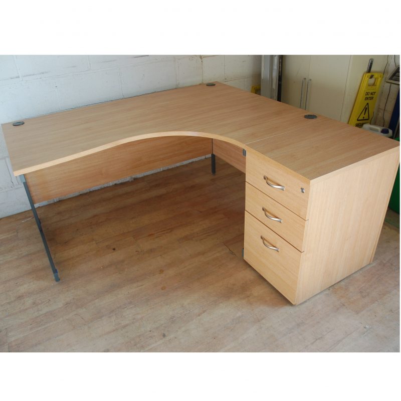Radial Corner Desk Oak 13024