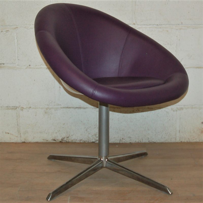 PAIR Modern Leather Reception Visitors Chairs 3031