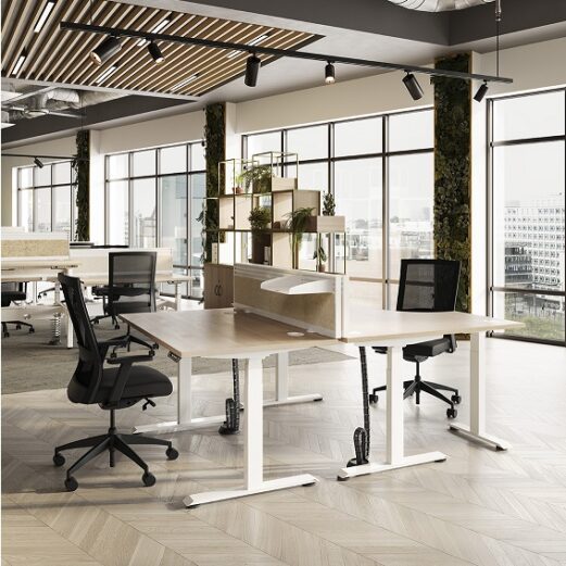 Volt-J-shape-height-adjustable-desk