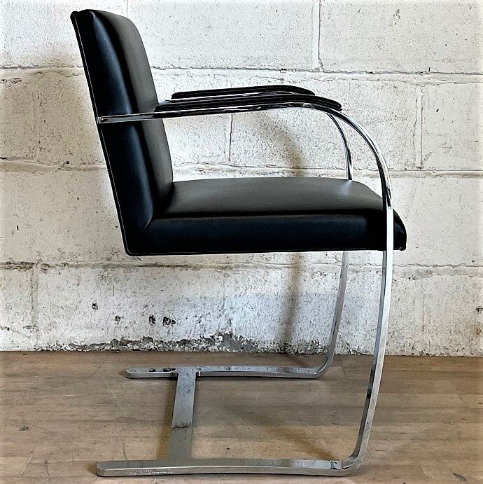 KNOLL BRNO Flat Bar Chair black leather 1143