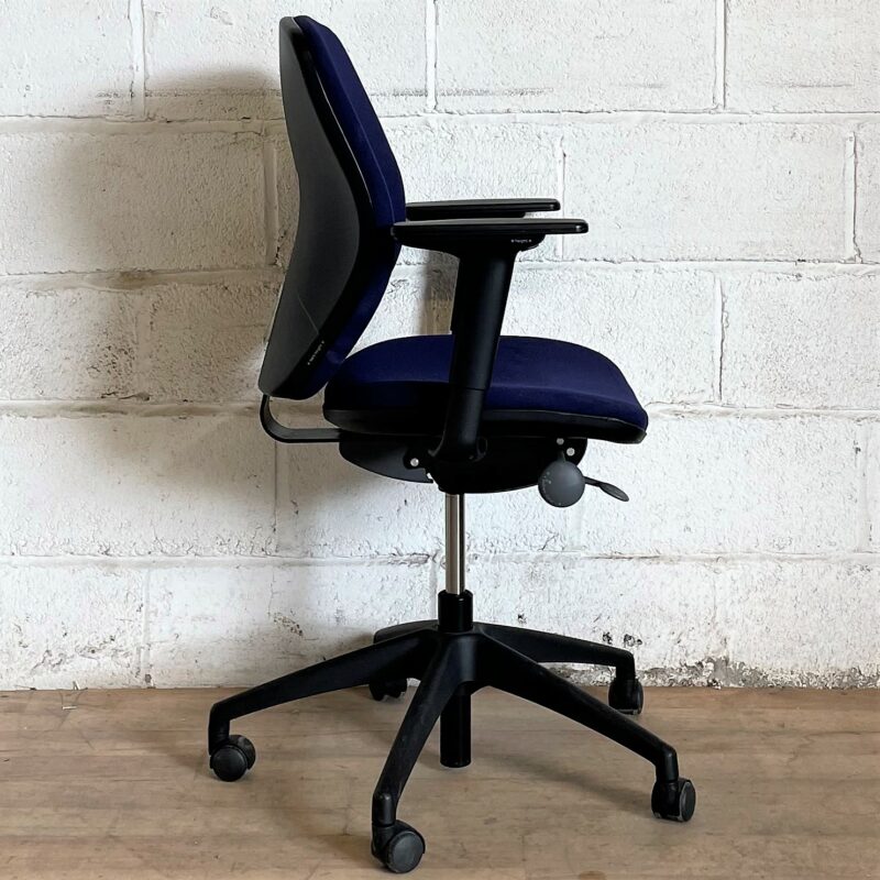 ORANGEBOX Joy Task Chair Blue MARKED 2241