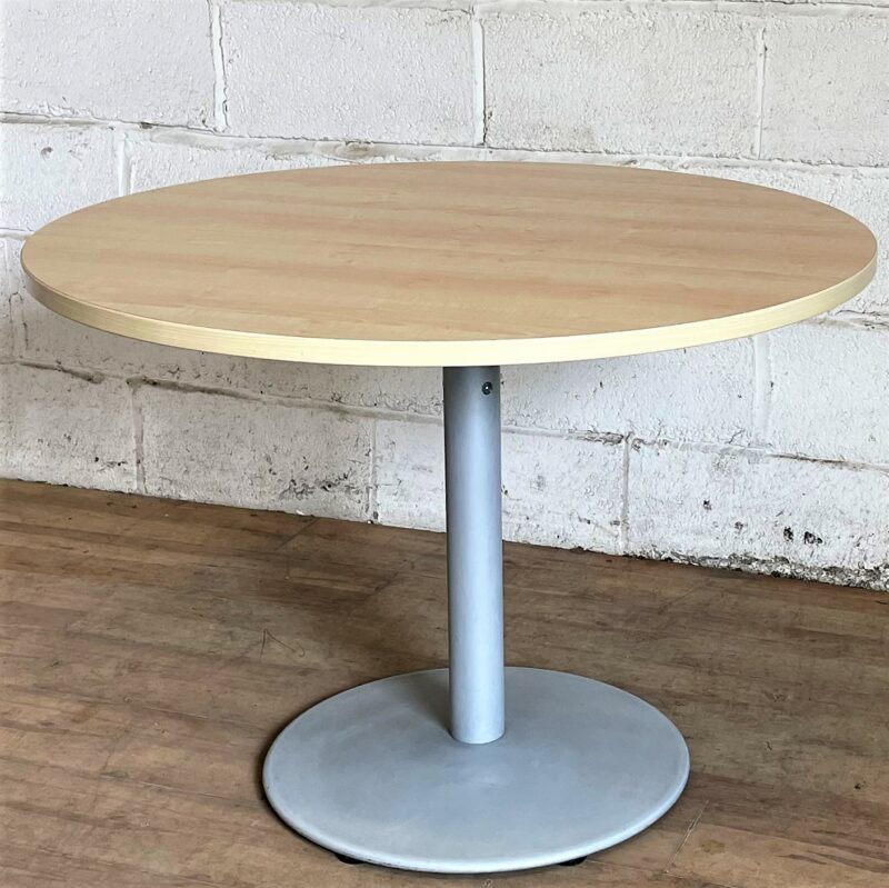 Circular Pedestal Meeting Canteen Table Maple 15167