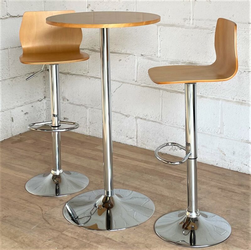 Chrome and Maple Hi Table and 2 Stools 15194