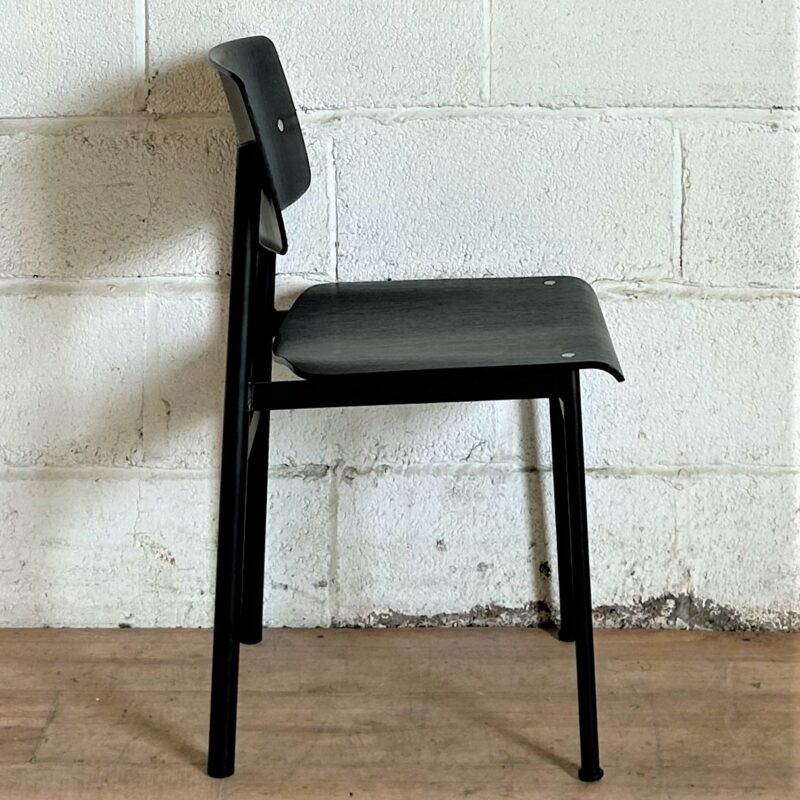 MUUTO Loft Chair Black Danish 1196