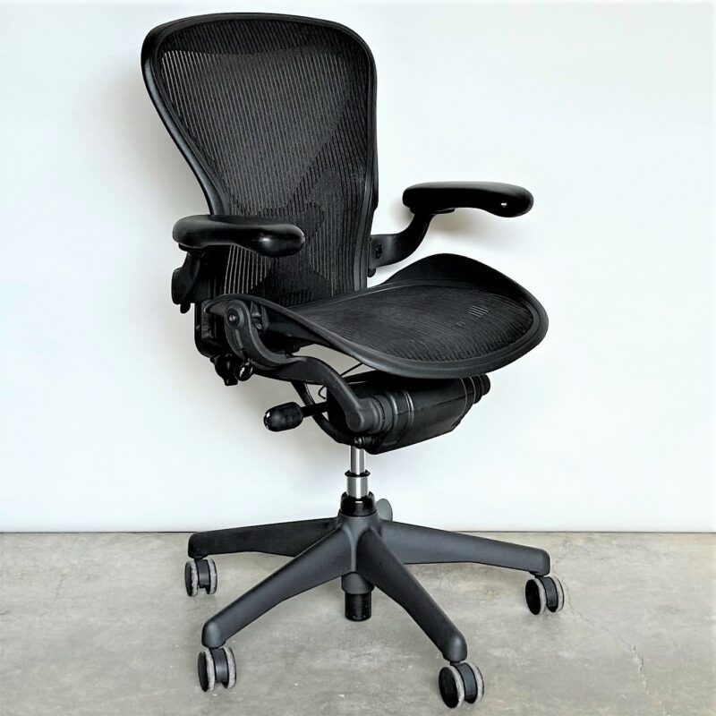 HERMAN MILLER Aeron Task Chair Posture-Fit 2285a