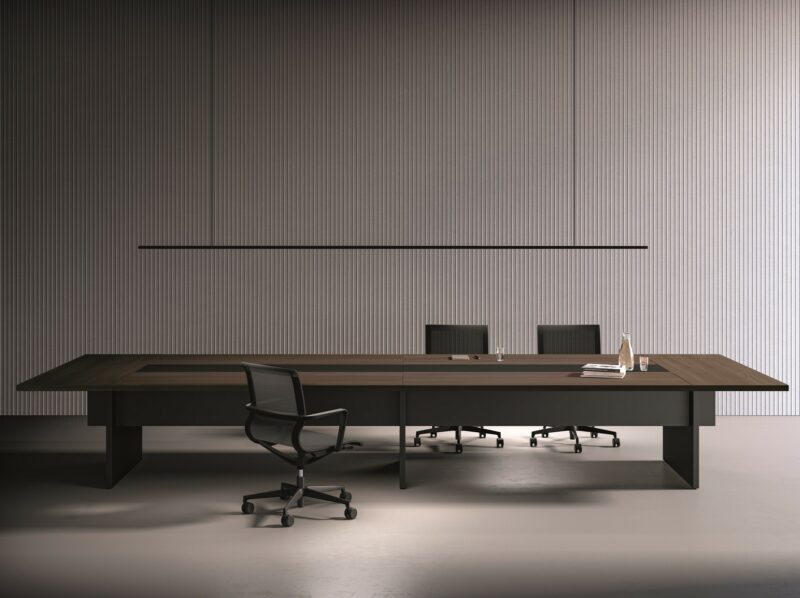 Sile Meeting Table with Central Insert