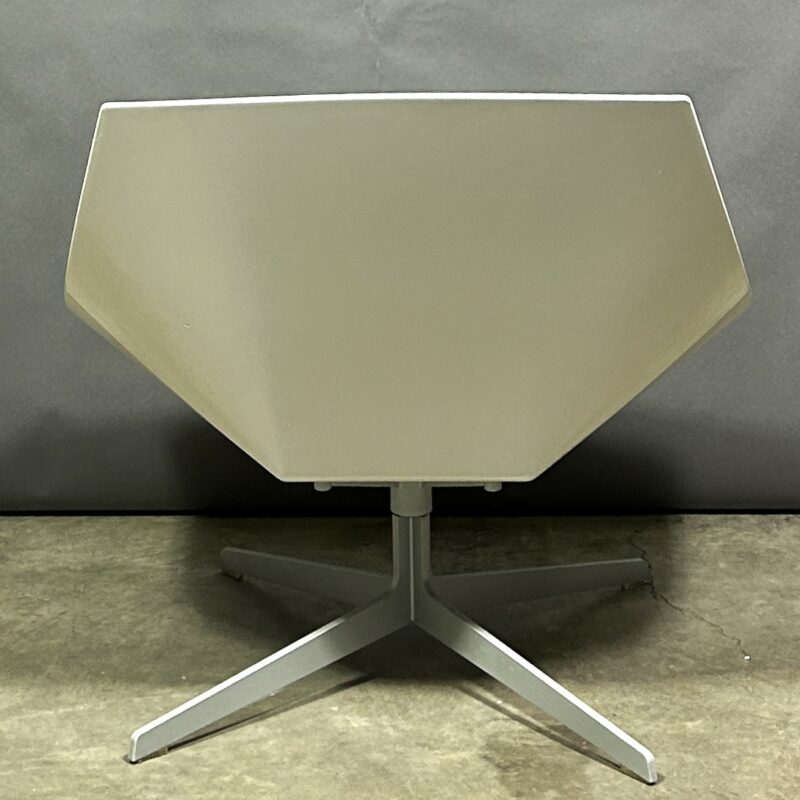 FRITZ HANSEN Space Chairs and Coffee Table 3088o